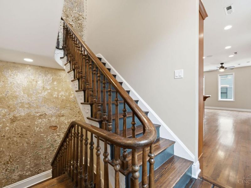 1329 Republic Street, Cincinnati, OH 45202 Photo 13