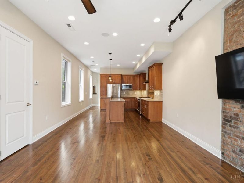 1329 Republic Street, Cincinnati, OH 45202 Photo 22
