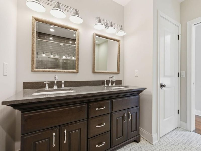1329 Republic Street, Cincinnati, OH 45202 Photo 32