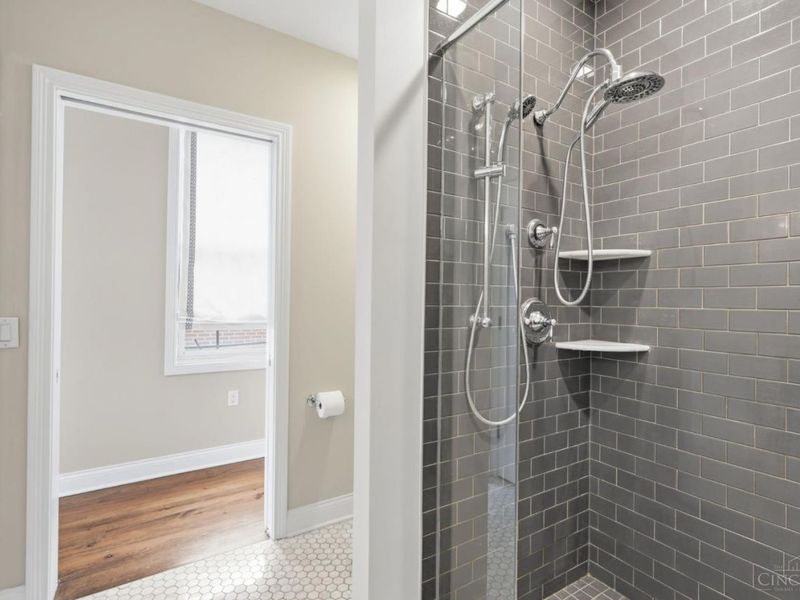 1329 Republic Street, Cincinnati, OH 45202 Photo 33