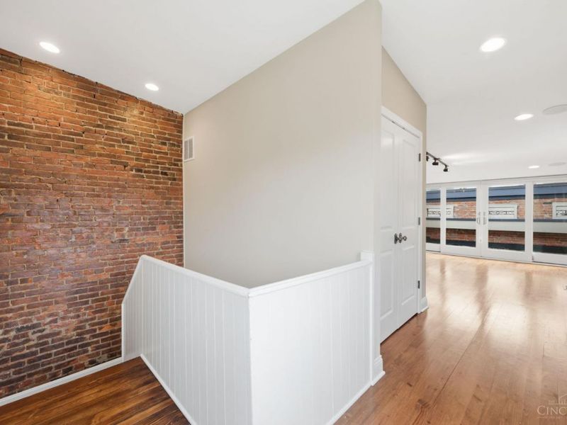 1329 Republic Street, Cincinnati, OH 45202 Photo 37