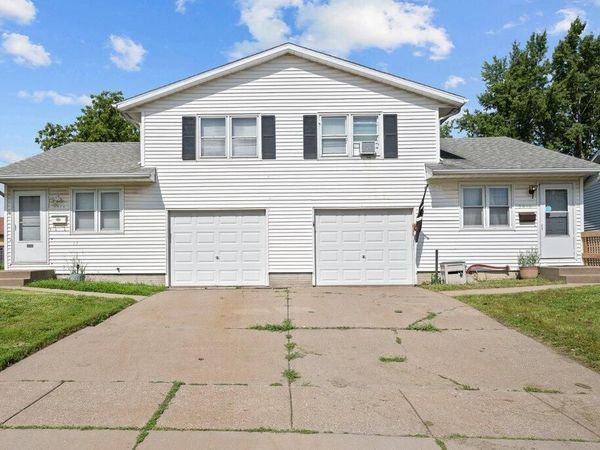 3014 N MICHIGAN, Davenport, IA 52761