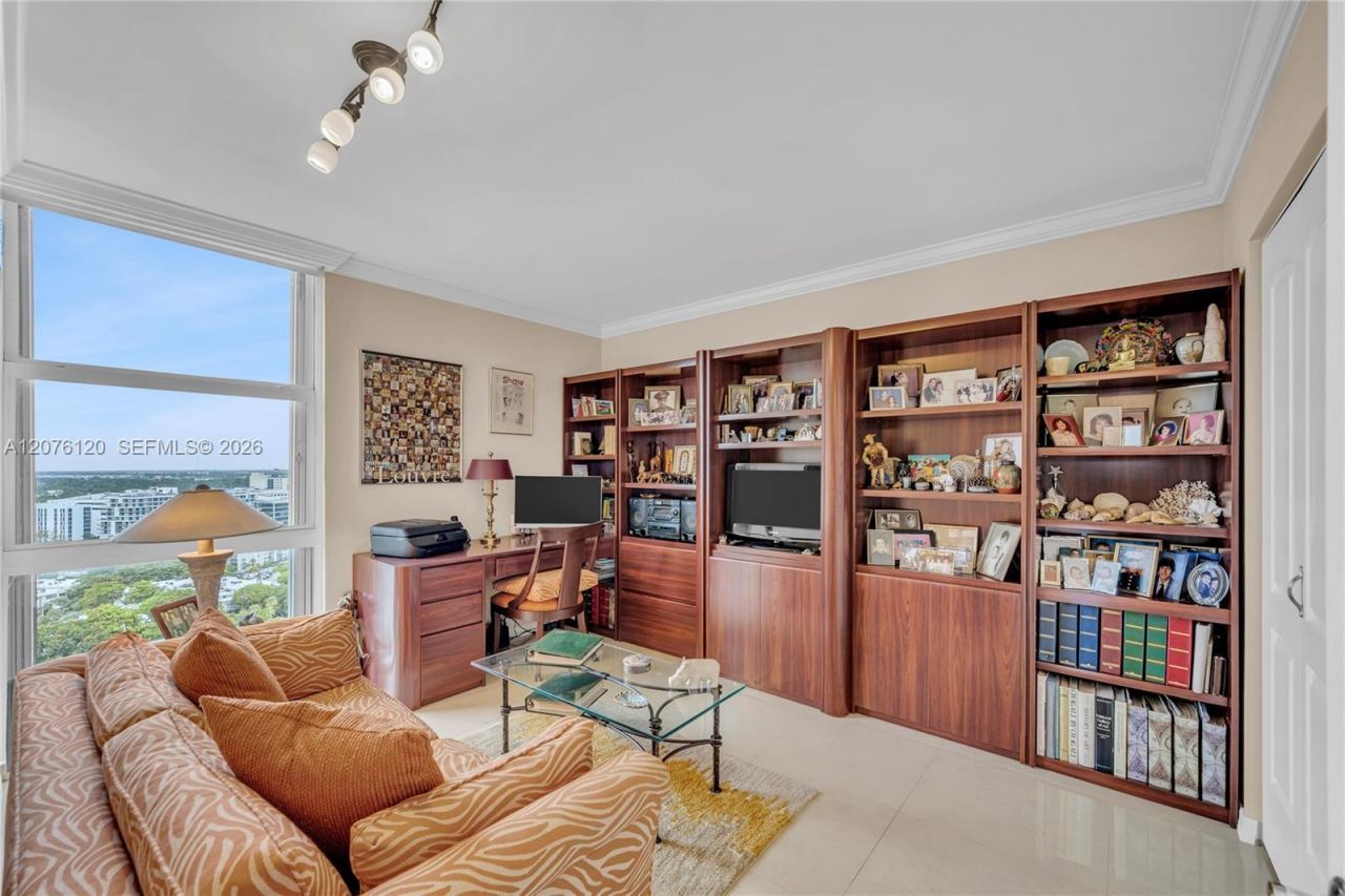 20335 W Country Club Dr, Unit 2409, Aventura, FL 33180 Photo