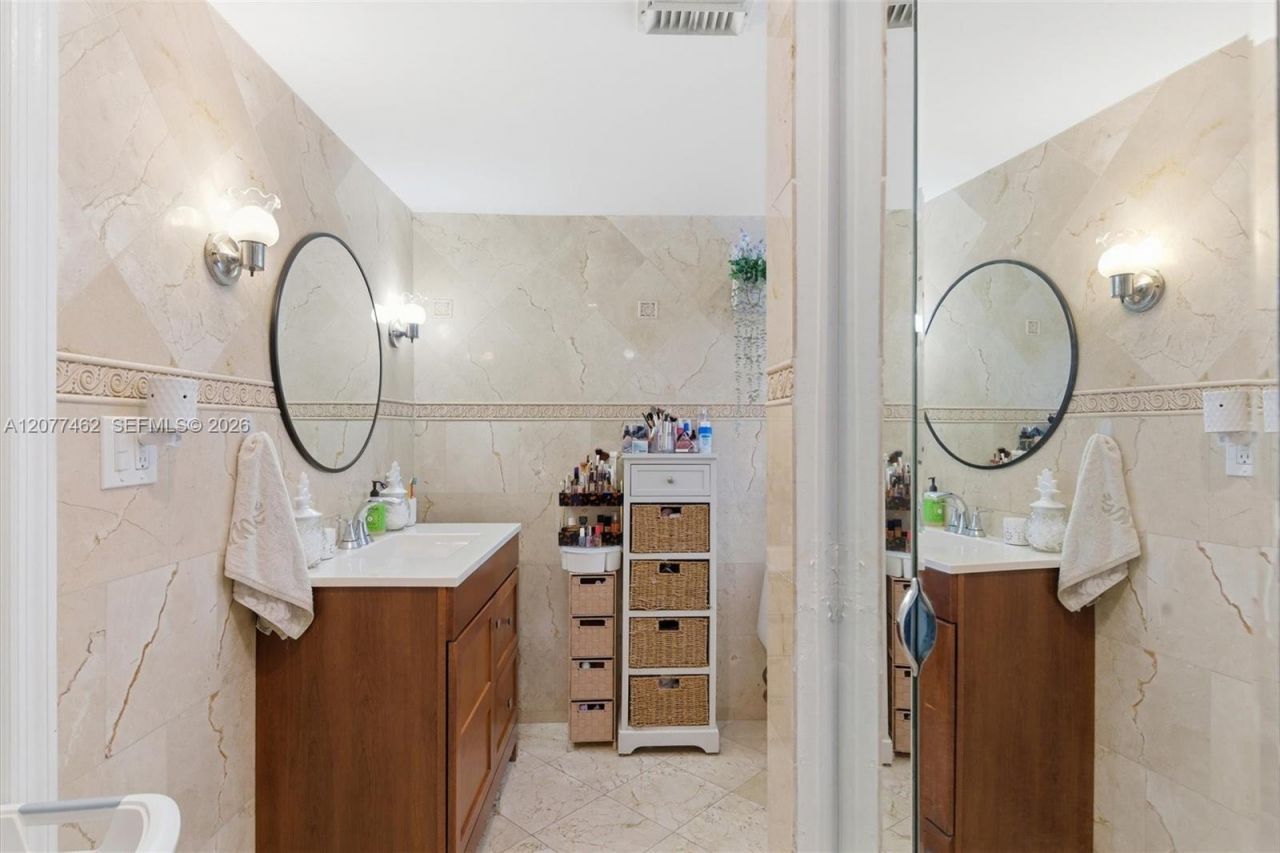 7680 SW 82nd St , Unit H121, Miami, FL 33143 Photo