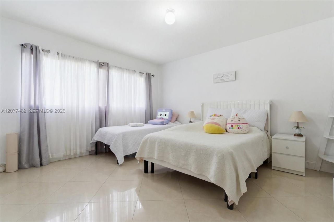 7680 SW 82nd St , Unit H121, Miami, FL 33143 Photo