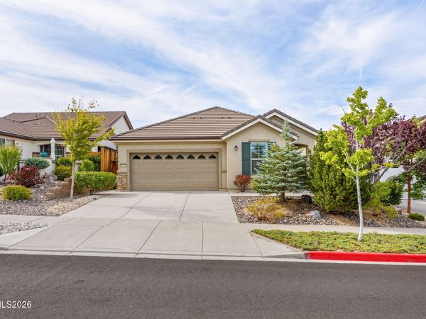 1020 W Del Webb Parkway, Reno, NV 89523
