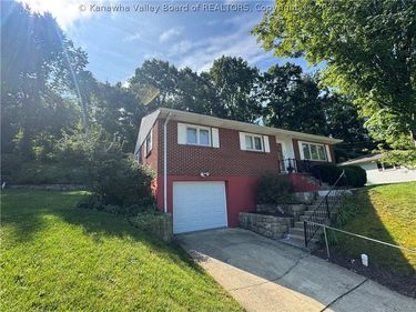 822 Sherwood Road, Charleston, WV 25314