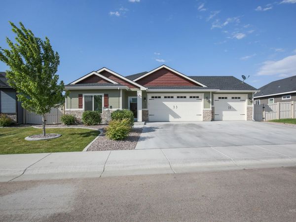 1315 Cantebria Way, Payette, ID 83661