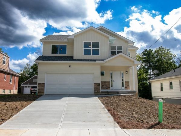 4223 South Avenue, Silverton, OH 45236