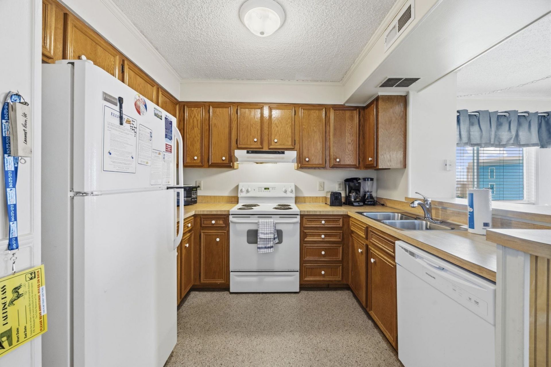9571 Shore Dr. Photo 17