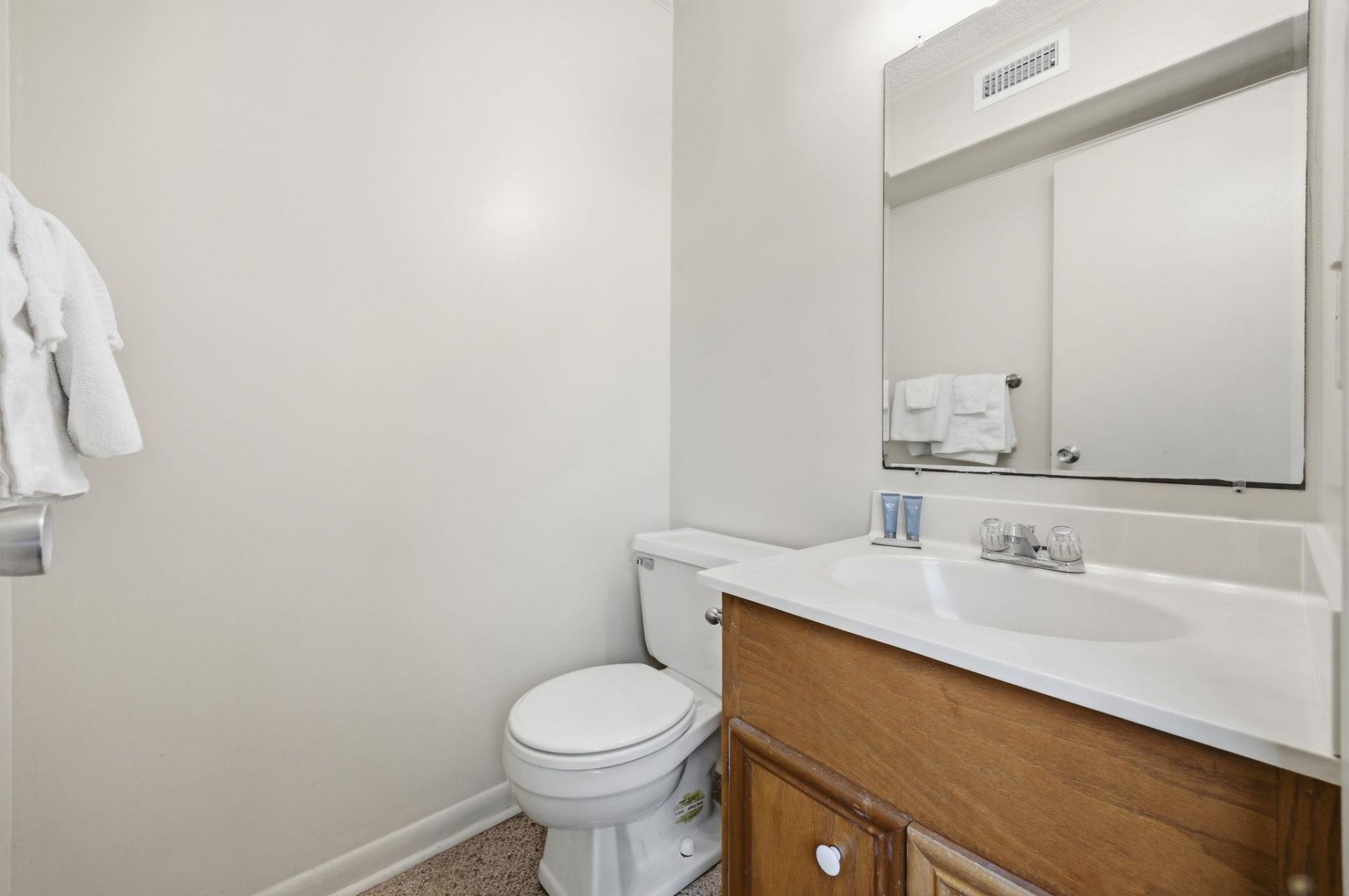 9571 Shore Dr. Photo 29