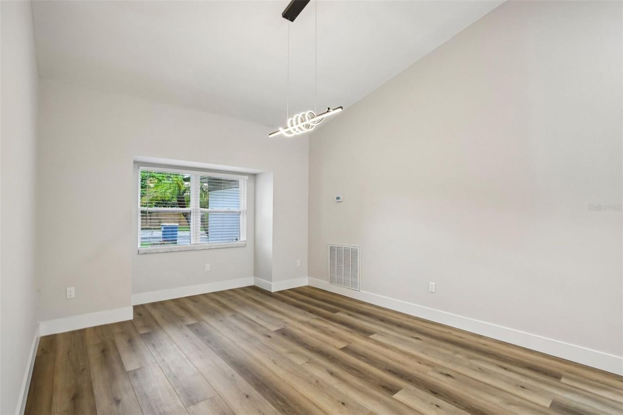 3093 Crest Drive, Clearwater, FL 33759 Photo
