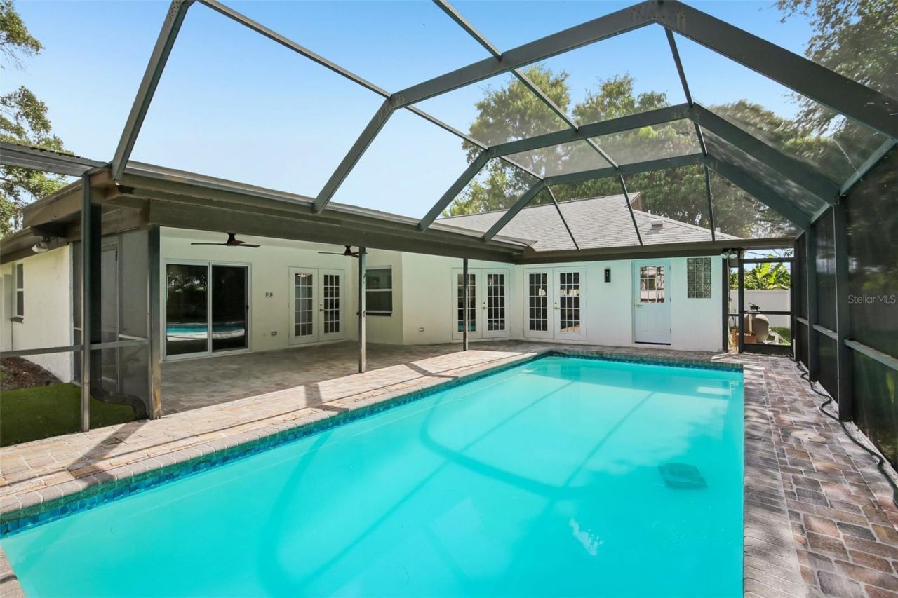 3093 Crest Drive, Clearwater, FL 33759 Photo