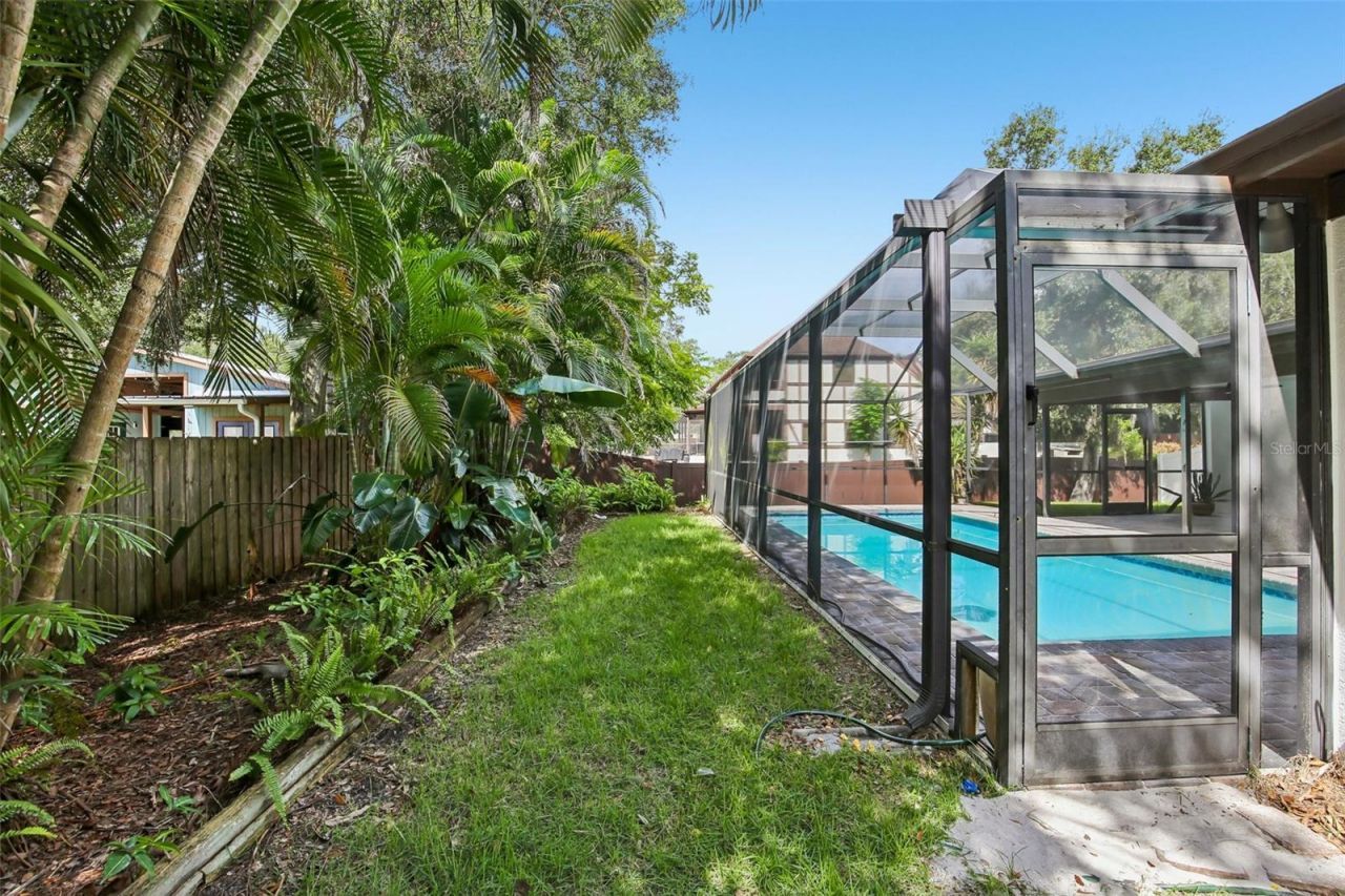 3093 Crest Drive, Clearwater, FL 33759 Photo