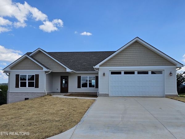 2711 Vista Meadows Lane, Sevierville, TN 37876