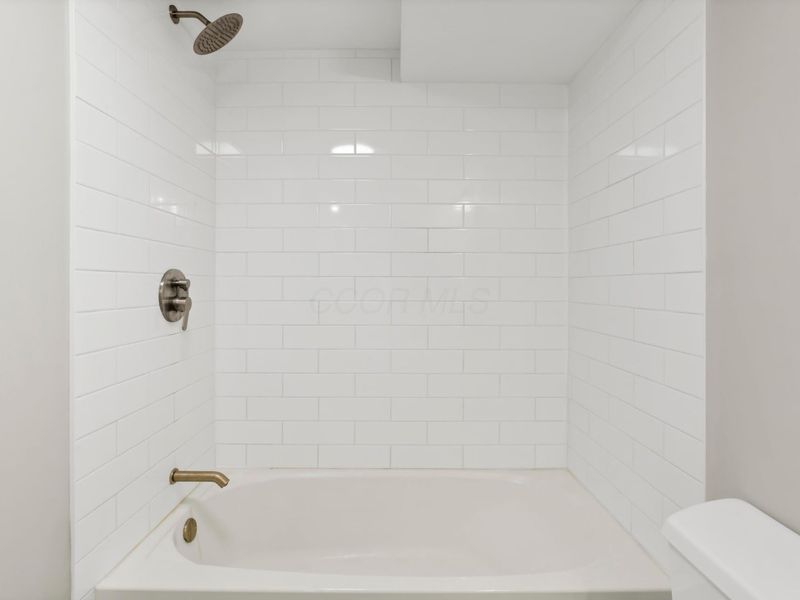 6955 London Groveport Road , Grove City, OH 43123 Photo 20