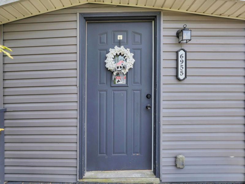 6955 London Groveport Road , Grove City, OH 43123 Photo 3