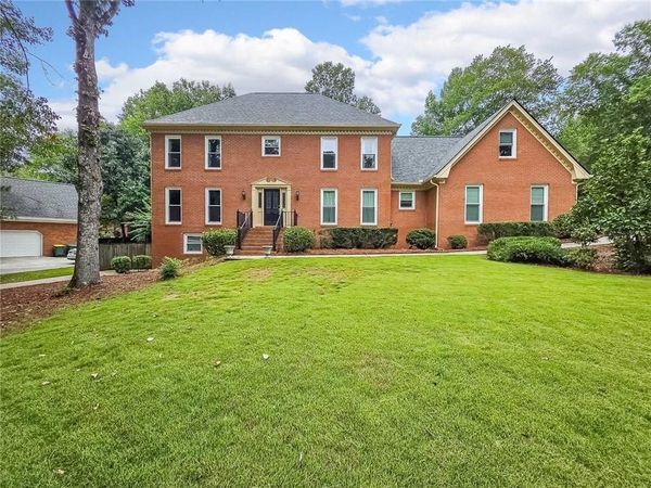 5616 Broxton Circle, Peachtree Corners, GA 30092