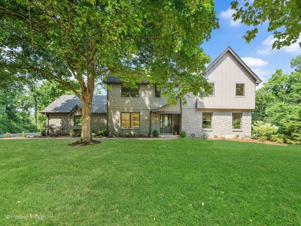 28w600 Indian Knoll Road , West Chicago, IL 60185