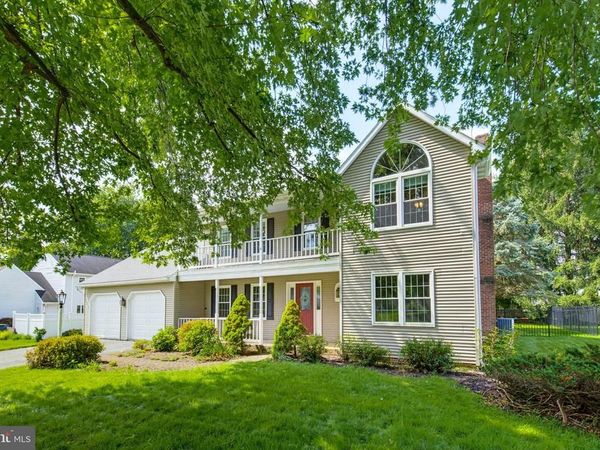 1189 SUFFOLK DRIVE, LITITZ, PA 17543