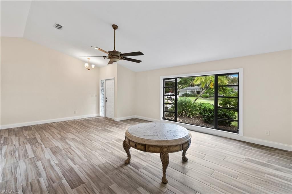 2010 Imperial Golf Course Blvd, Naples, FL 34110 Photo
