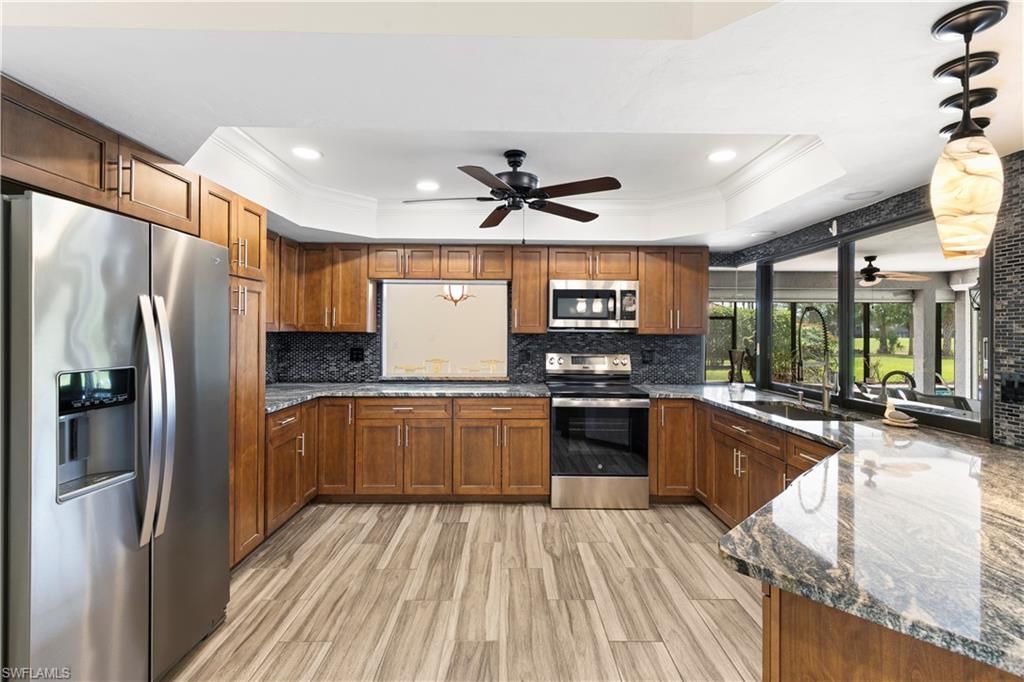 2010 Imperial Golf Course Blvd, Naples, FL 34110 Photo