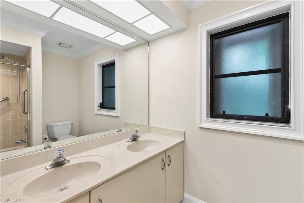 2010 Imperial Golf Course Blvd, Naples, FL 34110 Photo