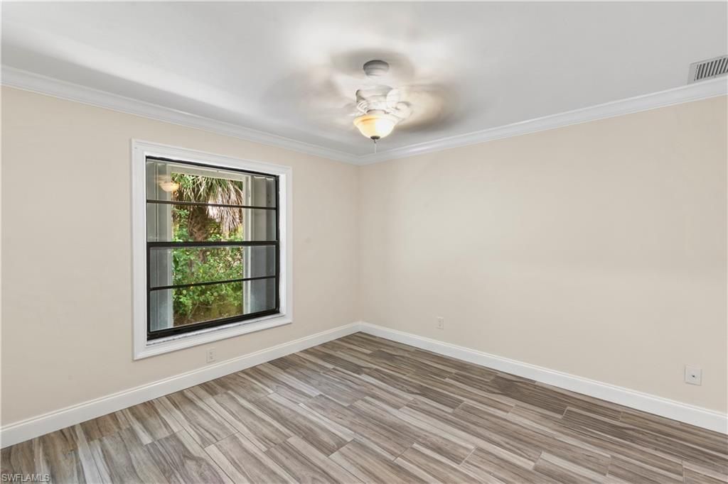 2010 Imperial Golf Course Blvd, Naples, FL 34110 Photo