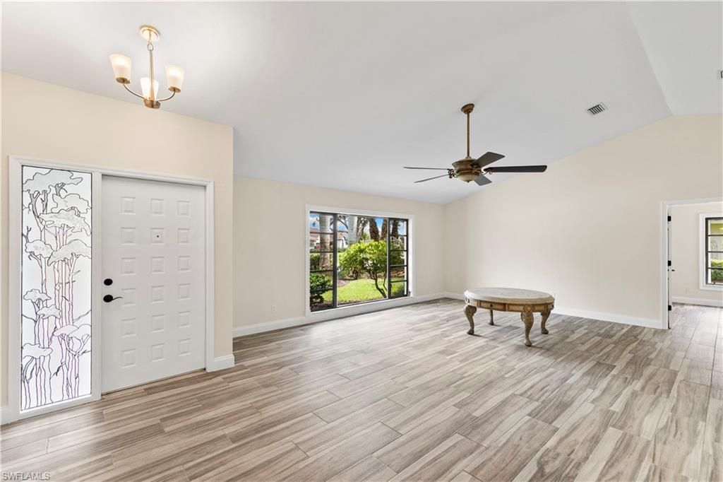 2010 Imperial Golf Course Blvd, Naples, FL 34110 Photo