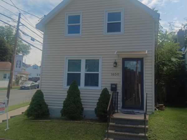 1650 2nd Street, Rensselaer, NY 12144