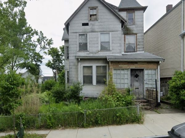 15R & 15 Lambert Ave, Chelsea, MA 02150