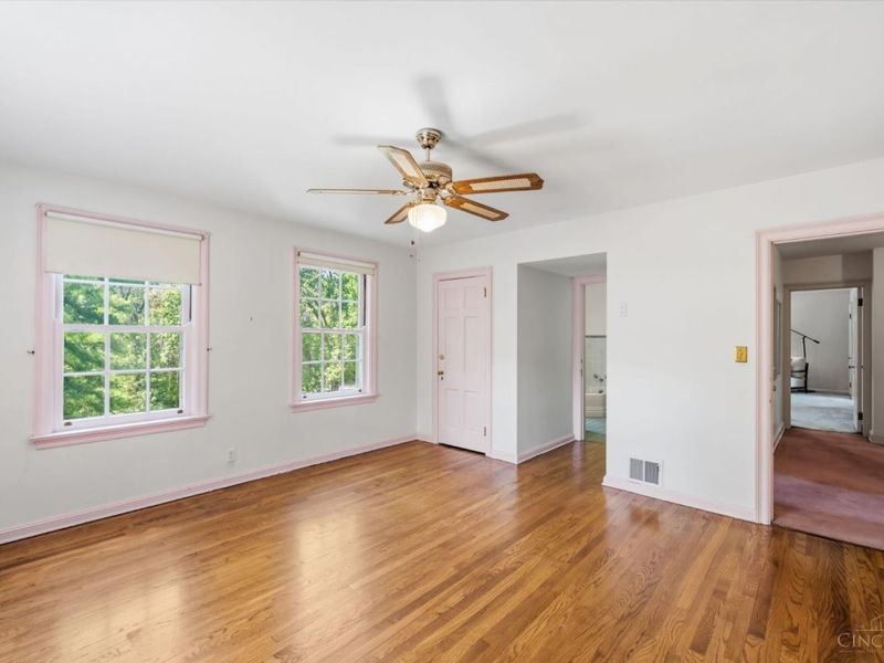 3927 N Cliff Lane, Cincinnati, OH 45220 Photo 42