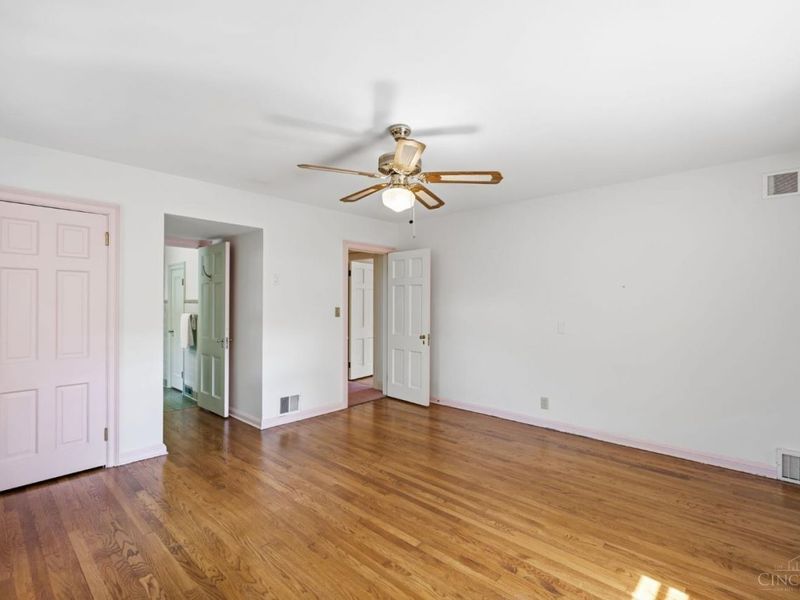 3927 N Cliff Lane, Cincinnati, OH 45220 Photo 43