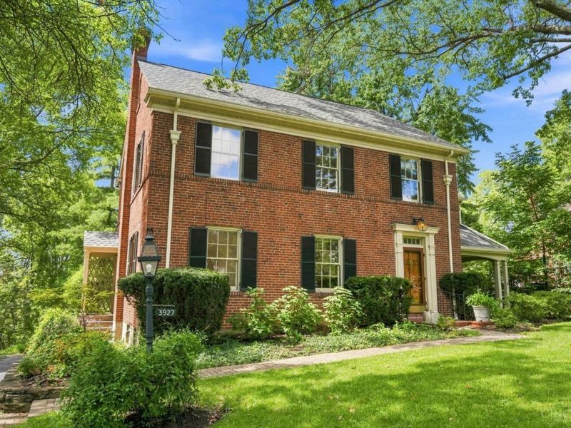3927 N Cliff Lane, Cincinnati, OH 45220 Photo 5