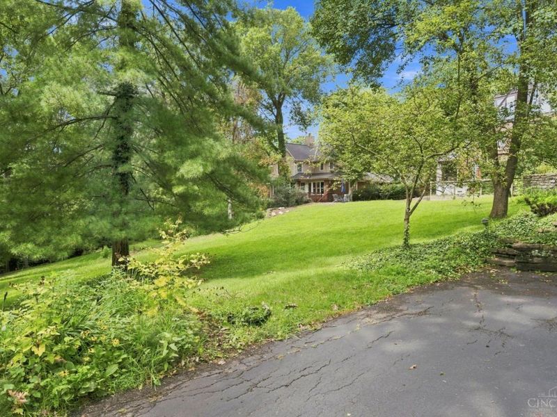 3927 N Cliff Lane, Cincinnati, OH 45220 Photo 70