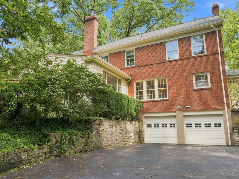 3927 N Cliff Lane, Cincinnati, OH 45220 Photo 71