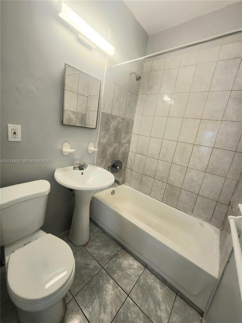 1507 Meridian Ave, Unit 5, Miami Beach, FL 33139 Photo