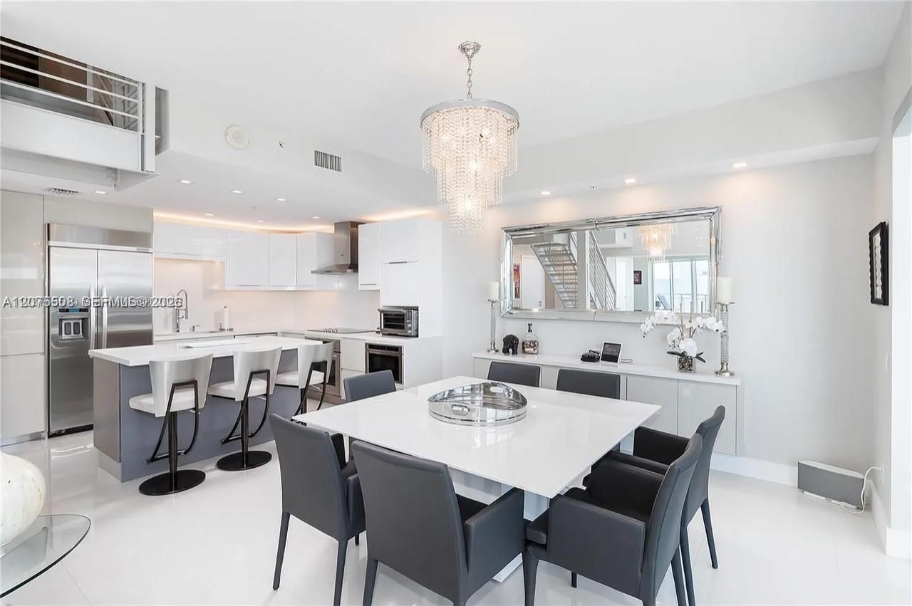 60 SW 13th St, Unit 5210, Miami, FL 33130 Photo
