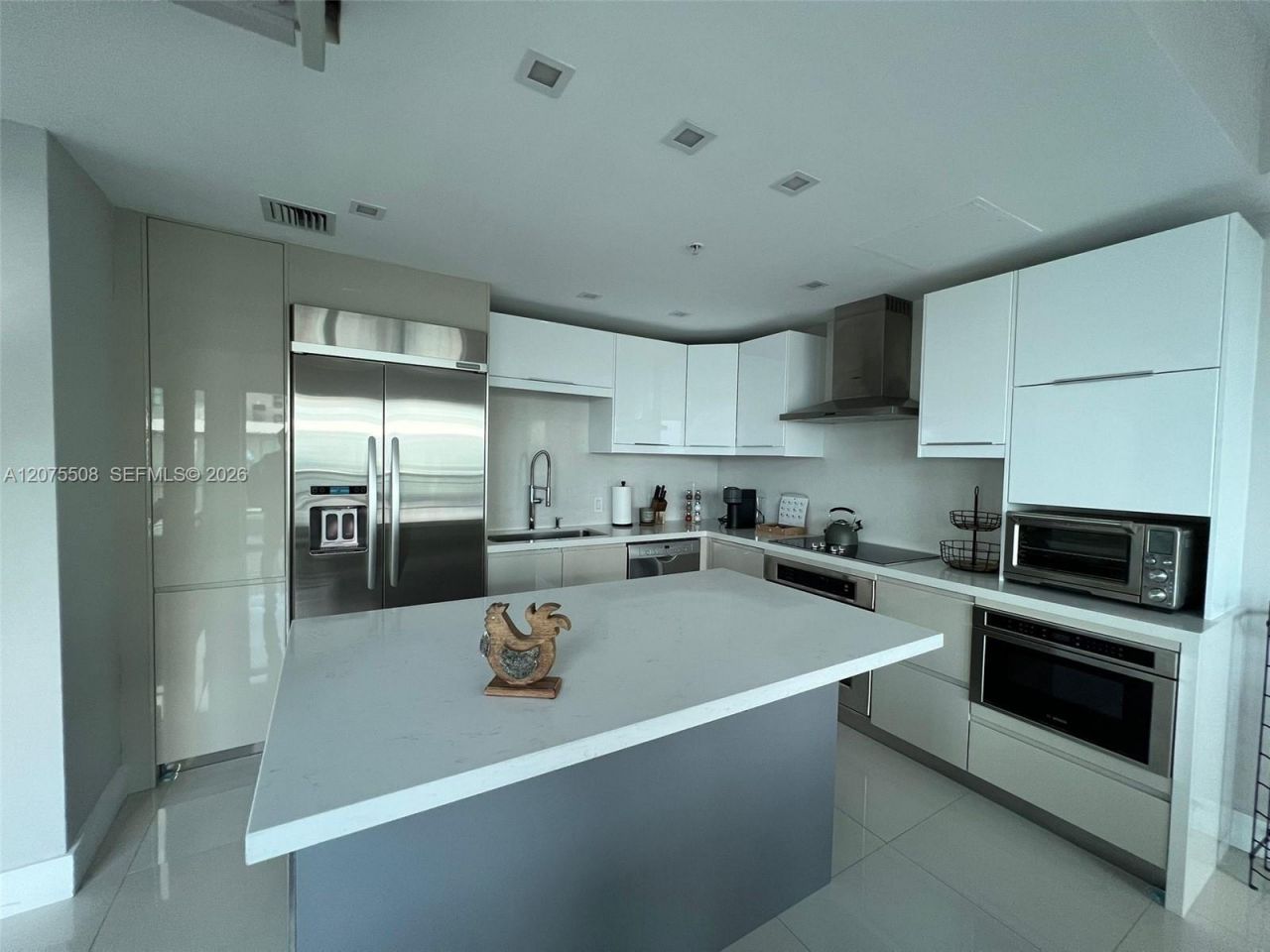 60 SW 13th St, Unit 5210, Miami, FL 33130 Photo