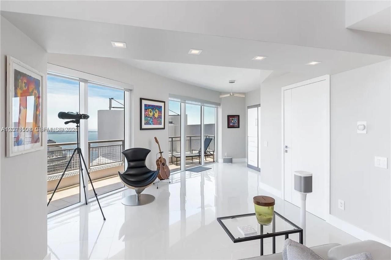 60 SW 13th St, Unit 5210, Miami, FL 33130 Photo
