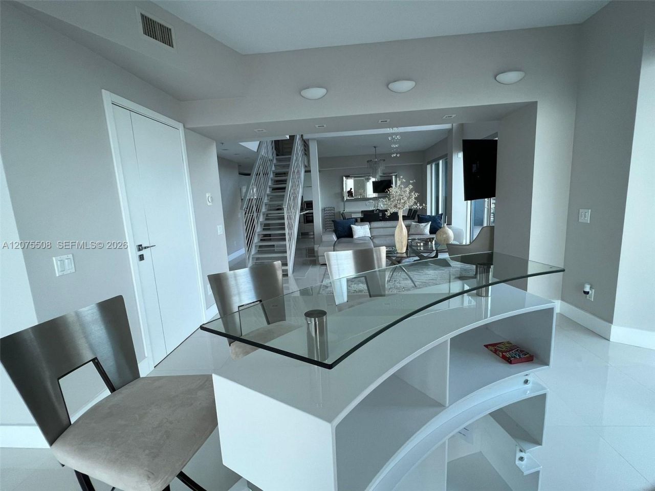 60 SW 13th St, Unit 5210, Miami, FL 33130 Photo