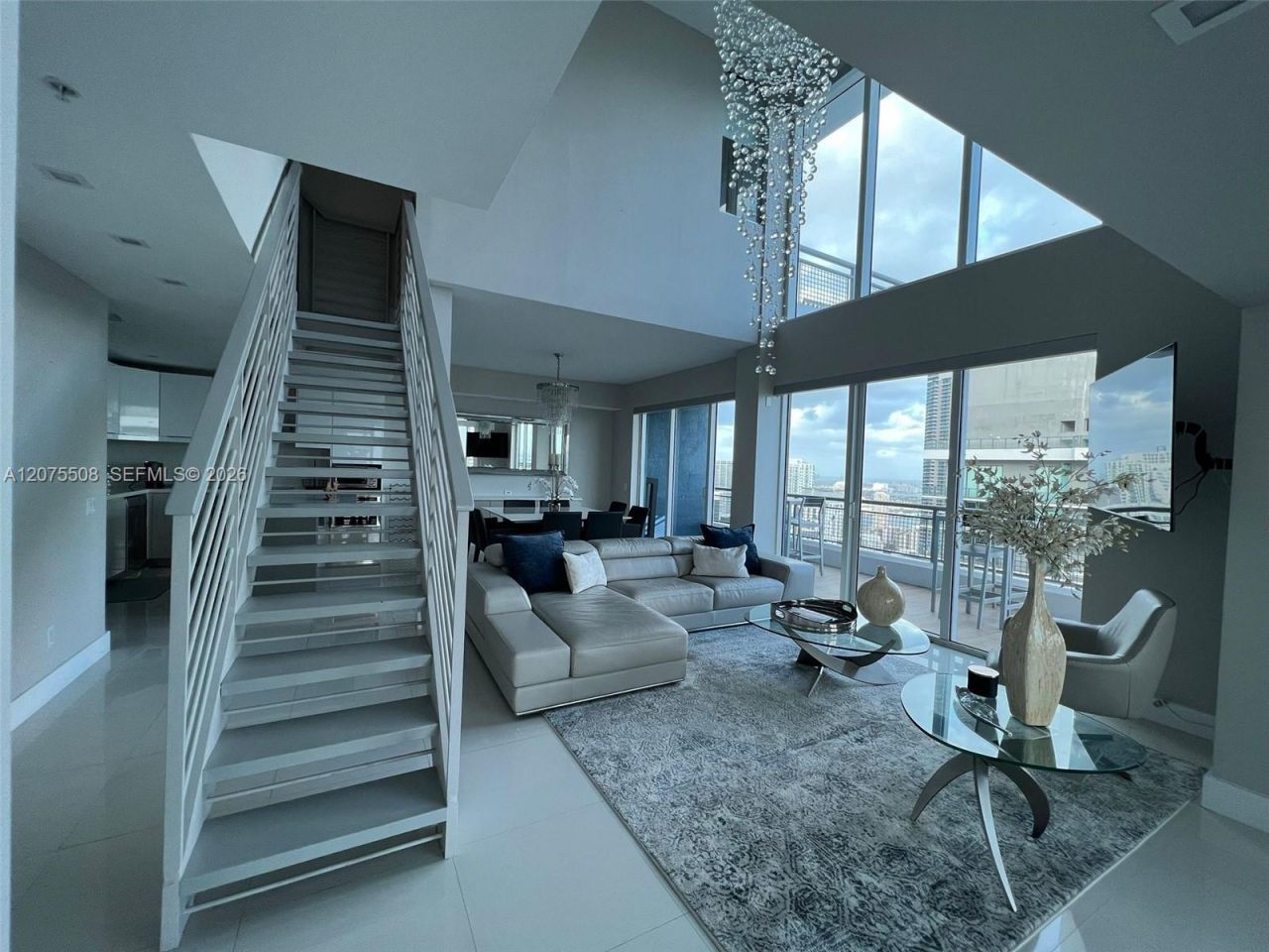 60 SW 13th St, Unit 5210, Miami, FL 33130 Photo