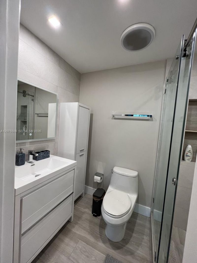 60 SW 13th St, Unit 5210, Miami, FL 33130 Photo