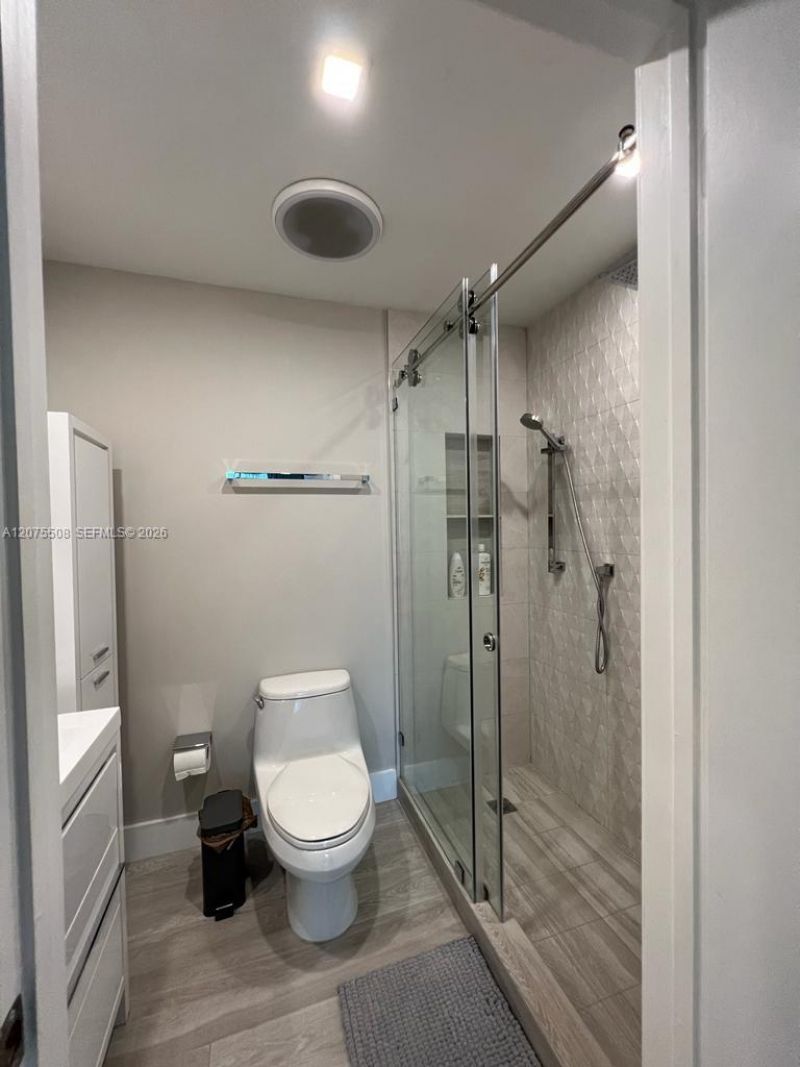 60 SW 13th St, Unit 5210, Miami, FL 33130 Photo