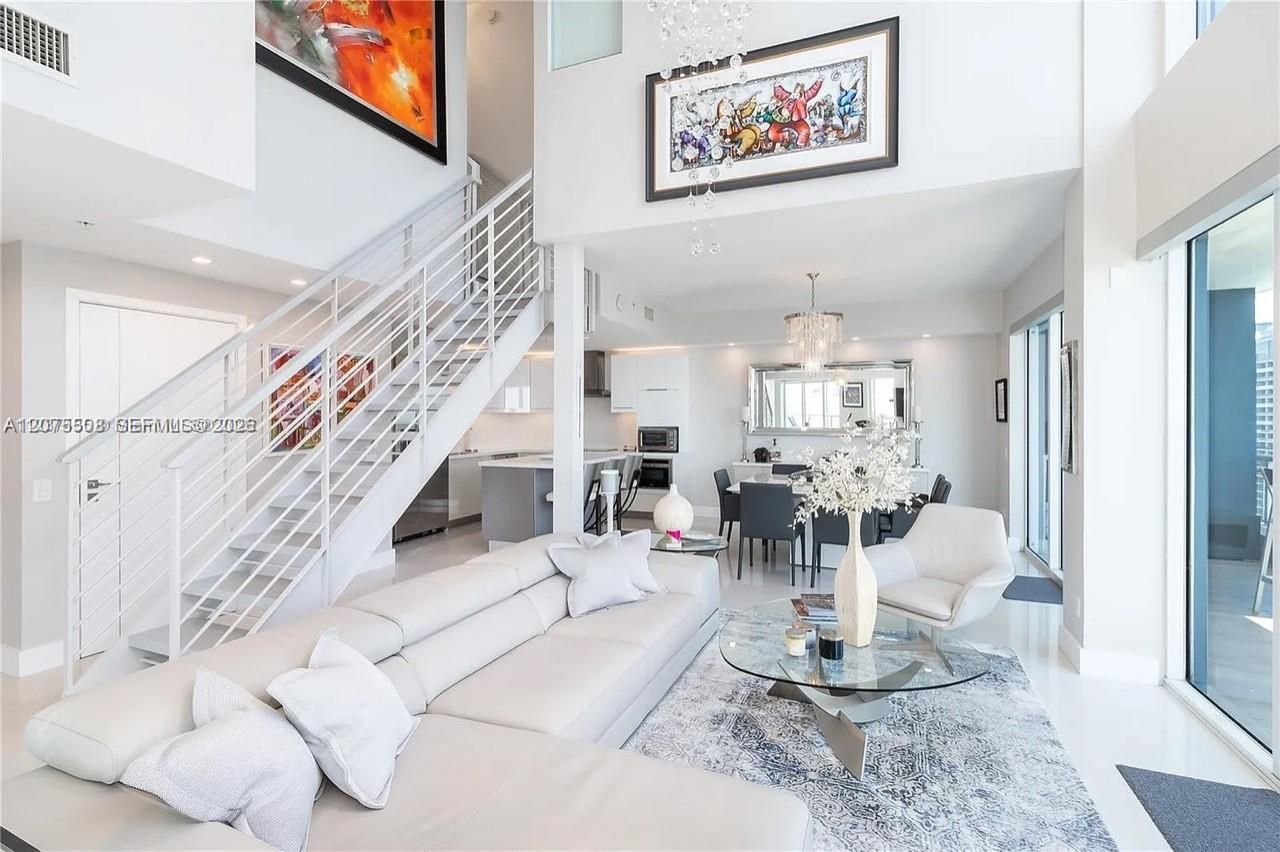 60 SW 13th St, Unit 5210, Miami, FL 33130 Photo
