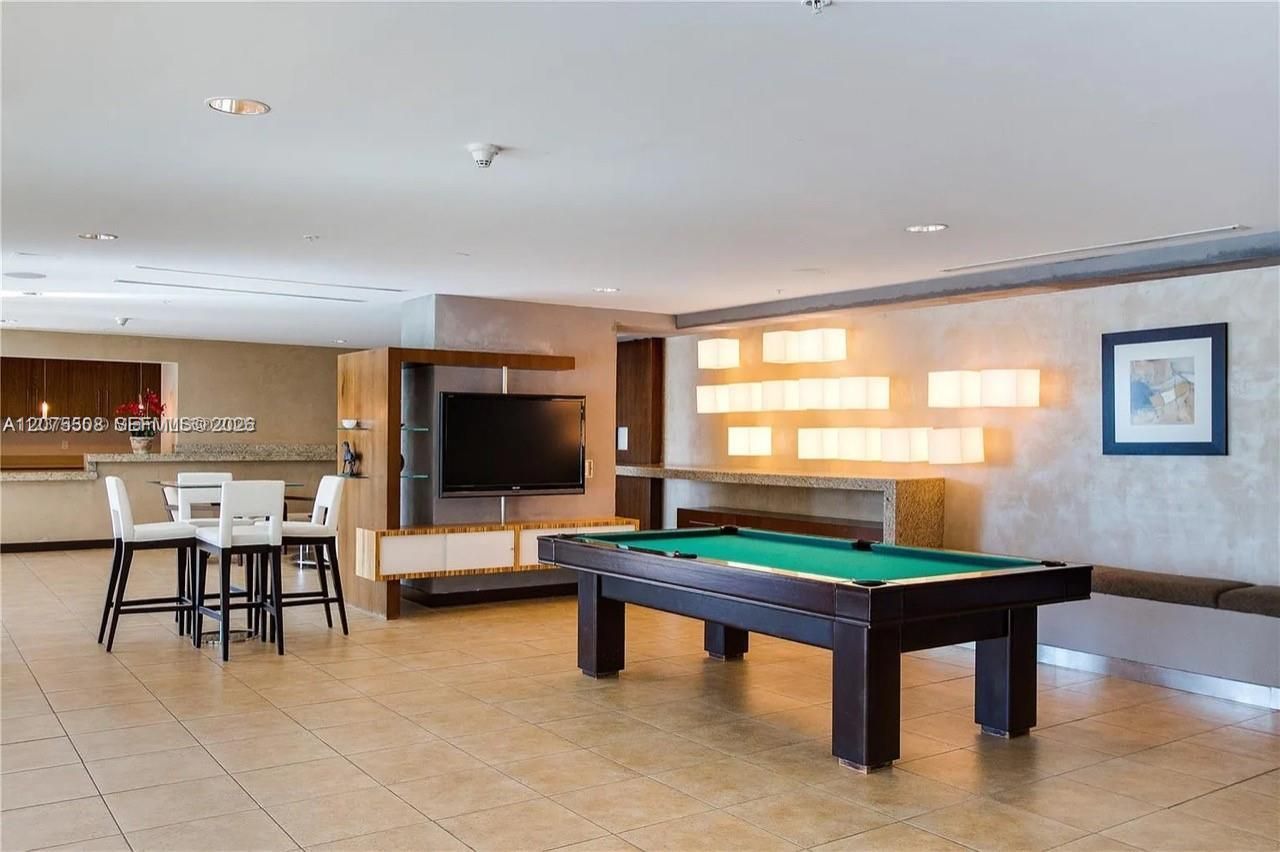 60 SW 13th St, Unit 5210, Miami, FL 33130 Photo