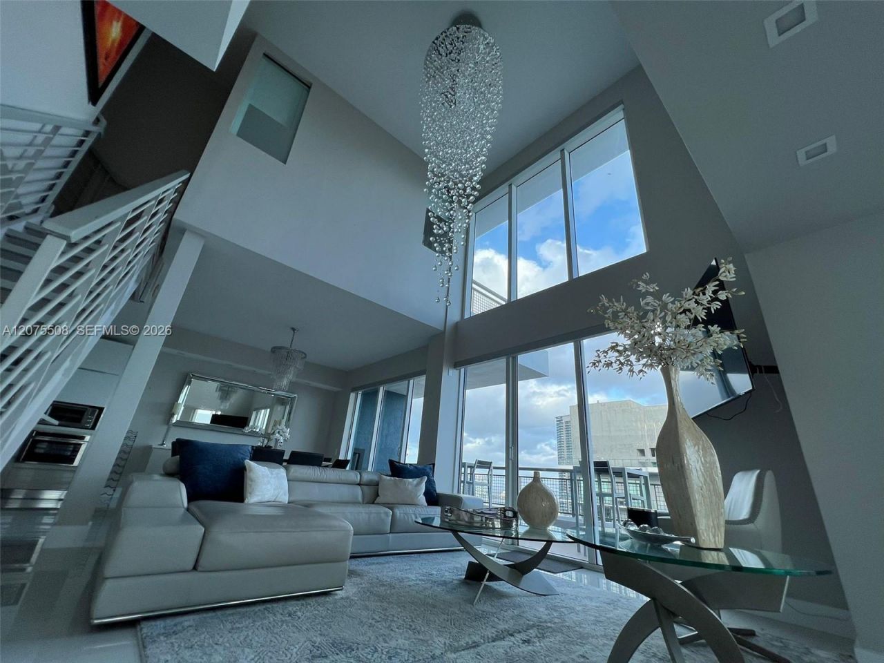 60 SW 13th St, Unit 5210, Miami, FL 33130 Photo