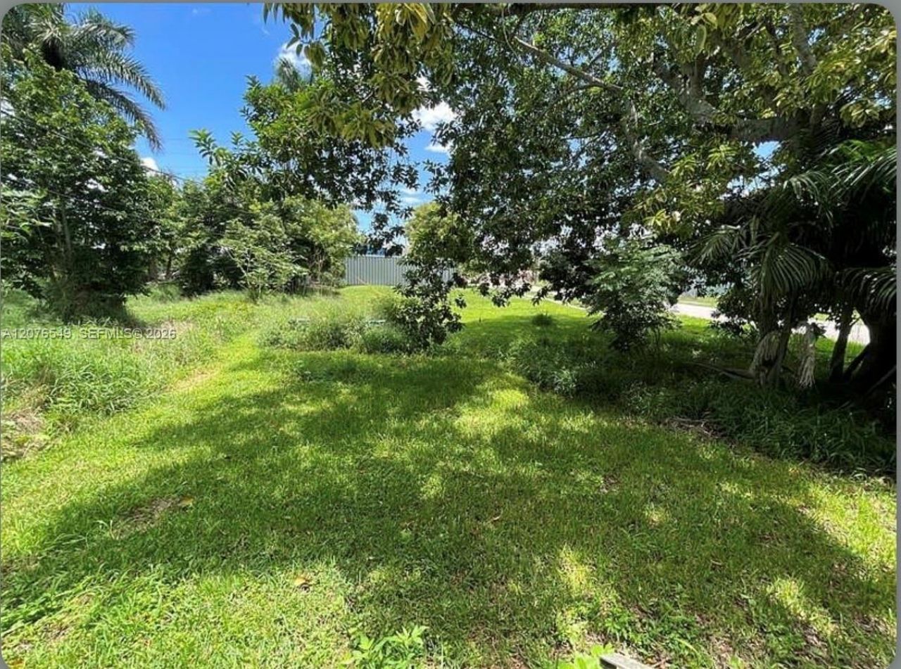 398 Cypress Ave , Pahokee, FL 33476 Photo