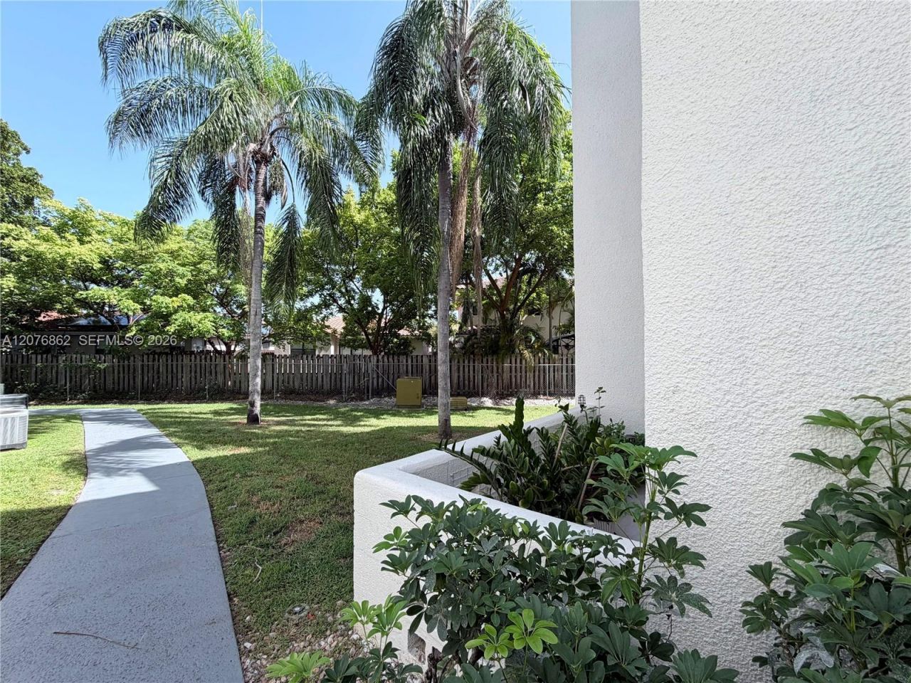 9731 Fontainebleau Blvd , Unit F108, Miami, FL 33172 Photo