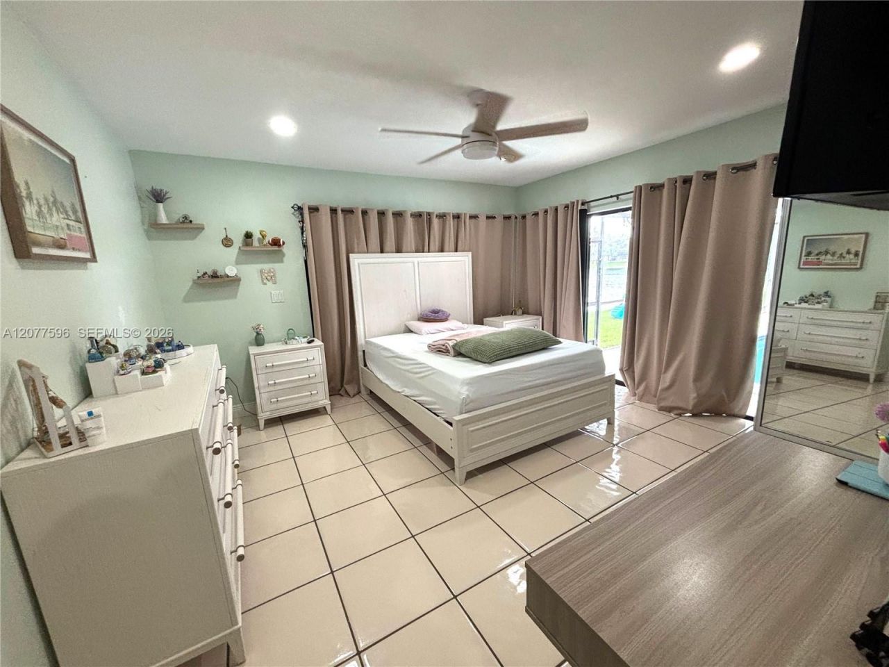 14629 Glencairn Rd, Miami Lakes, FL 33016 Photo